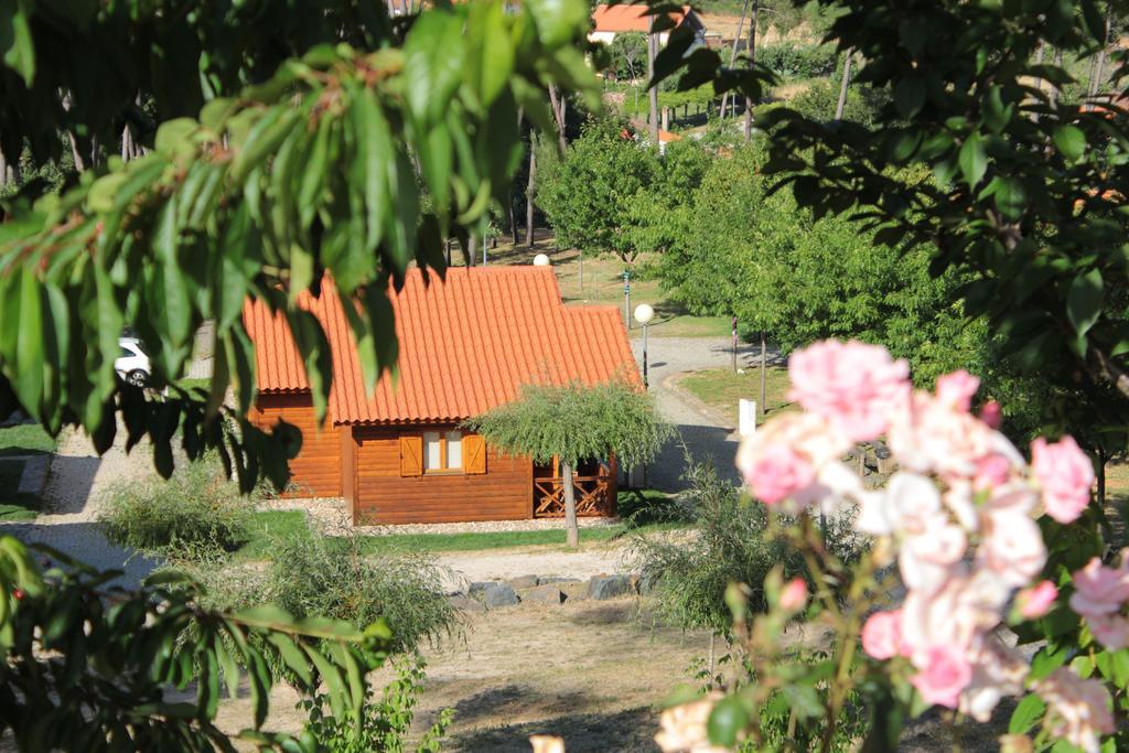 Camping Oleiros Hotel Олейрос Екстериор снимка