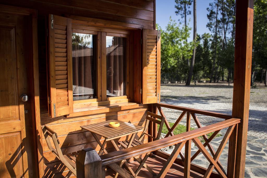 Camping Oleiros Hotel Олейрос Екстериор снимка