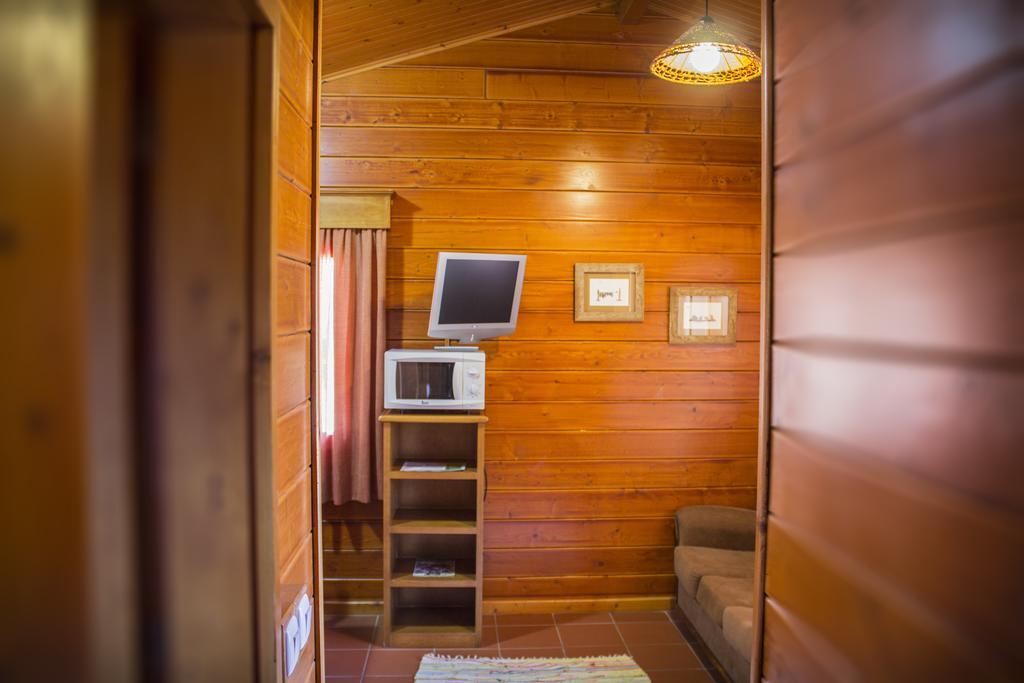 Camping Oleiros Олейрос Екстериор снимка