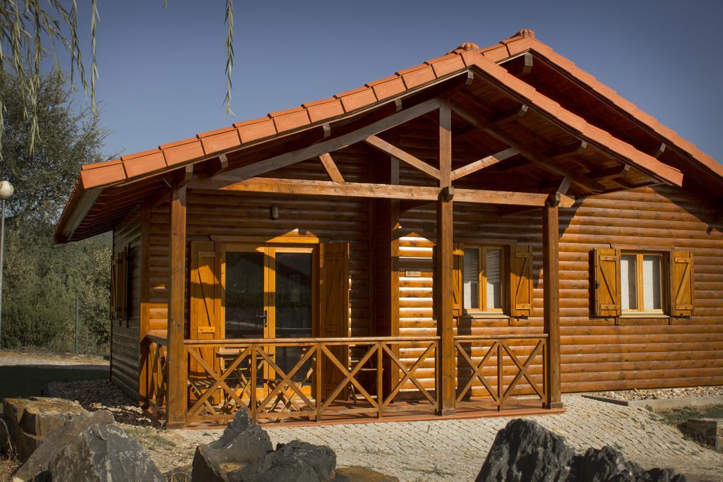 Camping Oleiros Hotel Олейрос Екстериор снимка